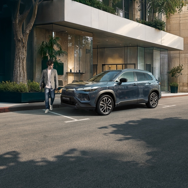 CX5001a_25_WEB Large